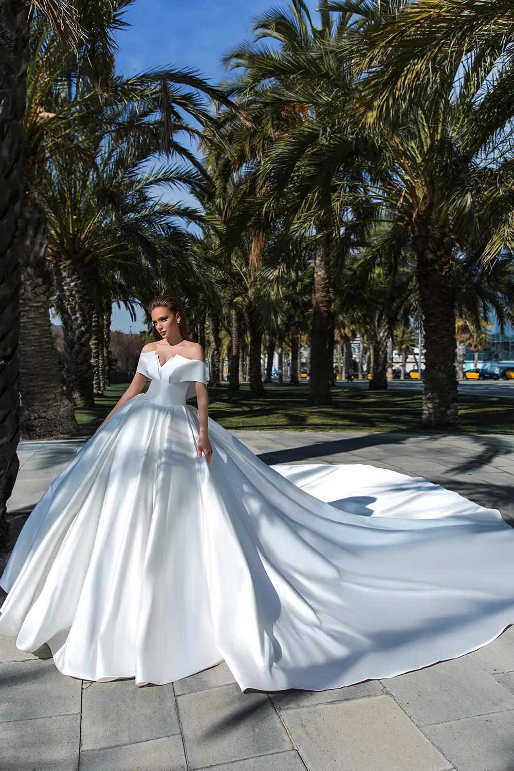 Exclusive European Couture Collection for 2025 Brides at Eva&#39;s Bridals International Image